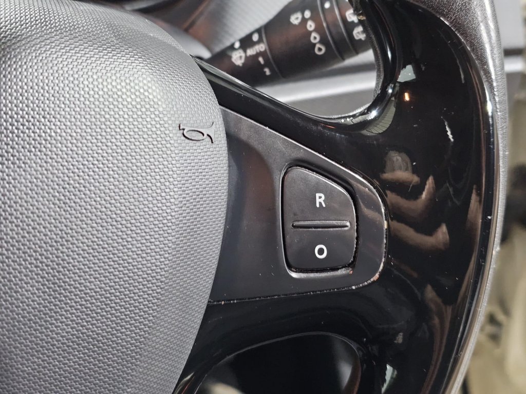 Used Renault Captur 2015 for sale - 77236467: Photo 29