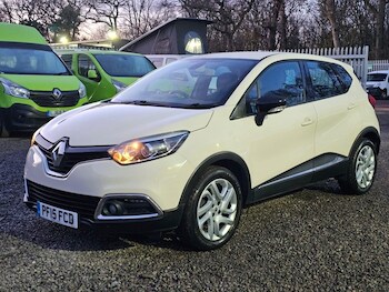 Used Renault Captur 2015 for sale - 77236467: Photo