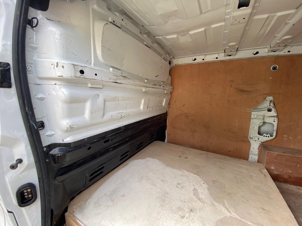 Used Renault Trafic 2019 for sale - 77685329: Photo 45