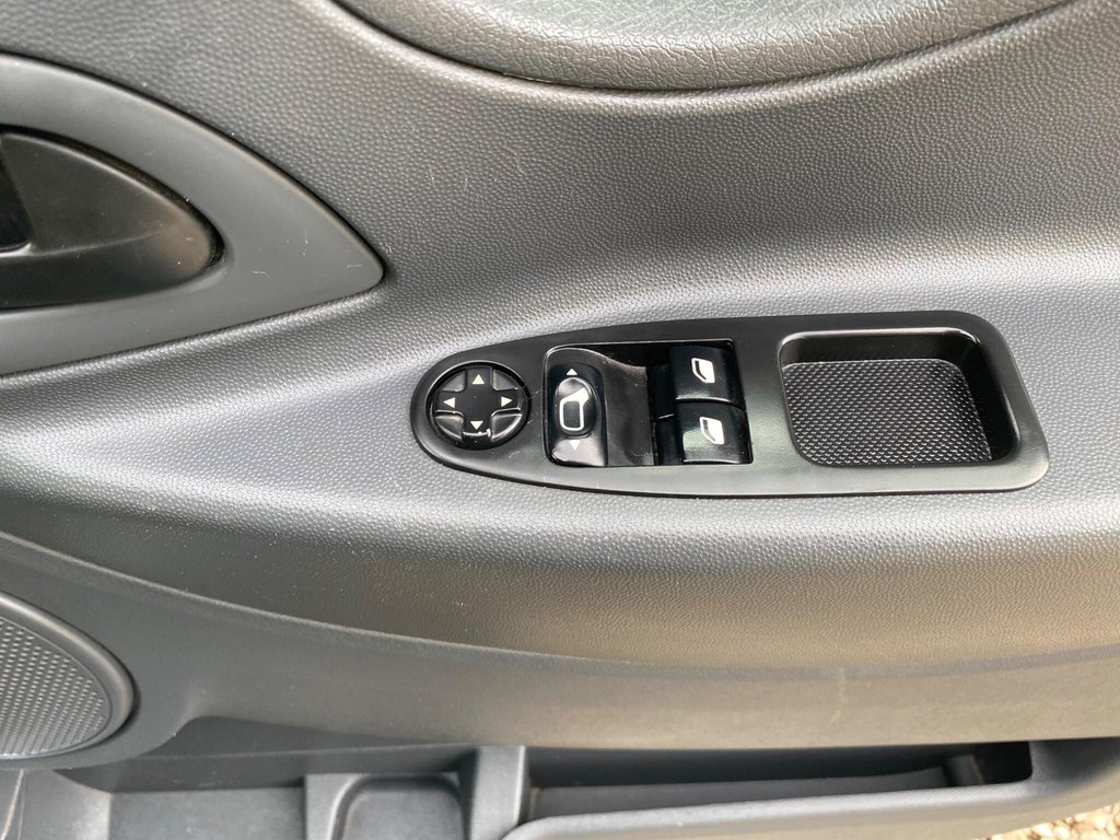 Used Citroen Dispatch 2013 for sale - 76496754: Photo 36