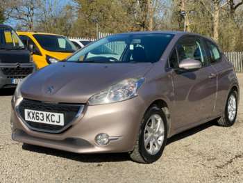 Used Peugeot 208 2013 for sale - 74196622: Photo