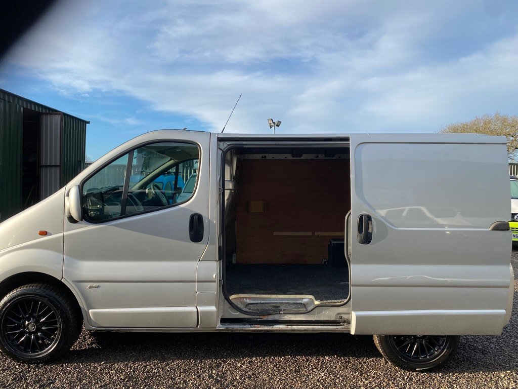 Used Vauxhall Vivaro 2013 for sale - 77205488: Photo 12