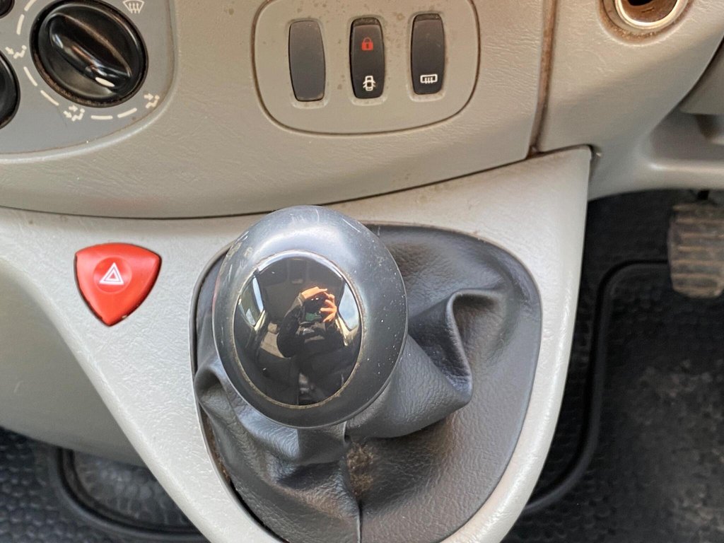 Used Vauxhall Vivaro 2013 for sale - 77205488: Photo 38