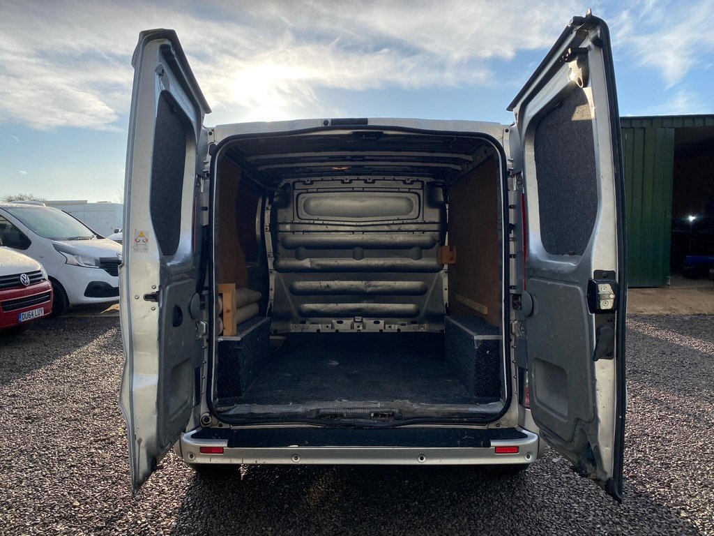 Used Vauxhall Vivaro 2013 for sale - 77205488: Photo 46