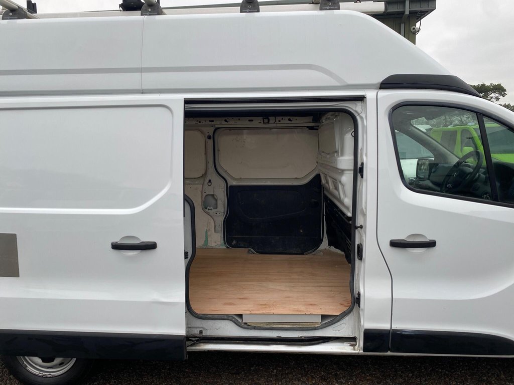 Used Vauxhall Vivaro 2019 for sale - 77668886: Photo 10