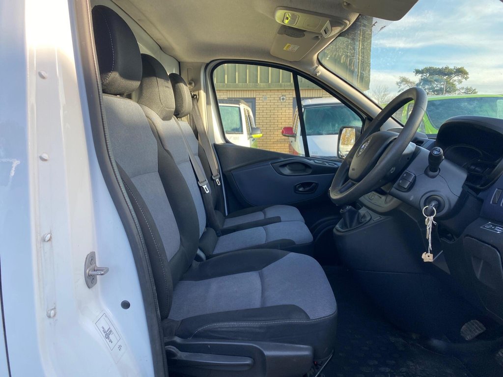 Used Vauxhall Vivaro 2019 for sale - 77668886: Photo 41