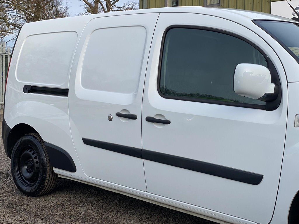 Used Renault Kangoo 2011 for sale - 77719469: Photo 28