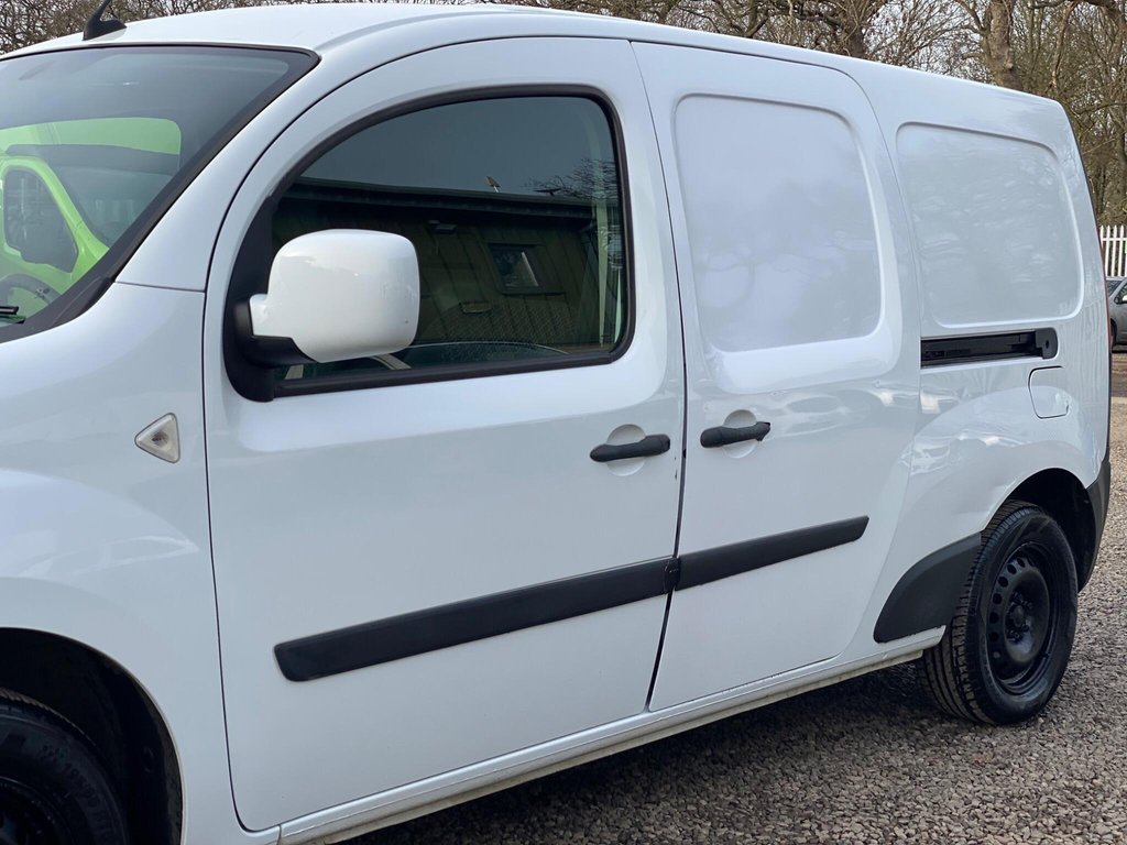 Used Renault Kangoo 2011 for sale - 77719469: Photo 30