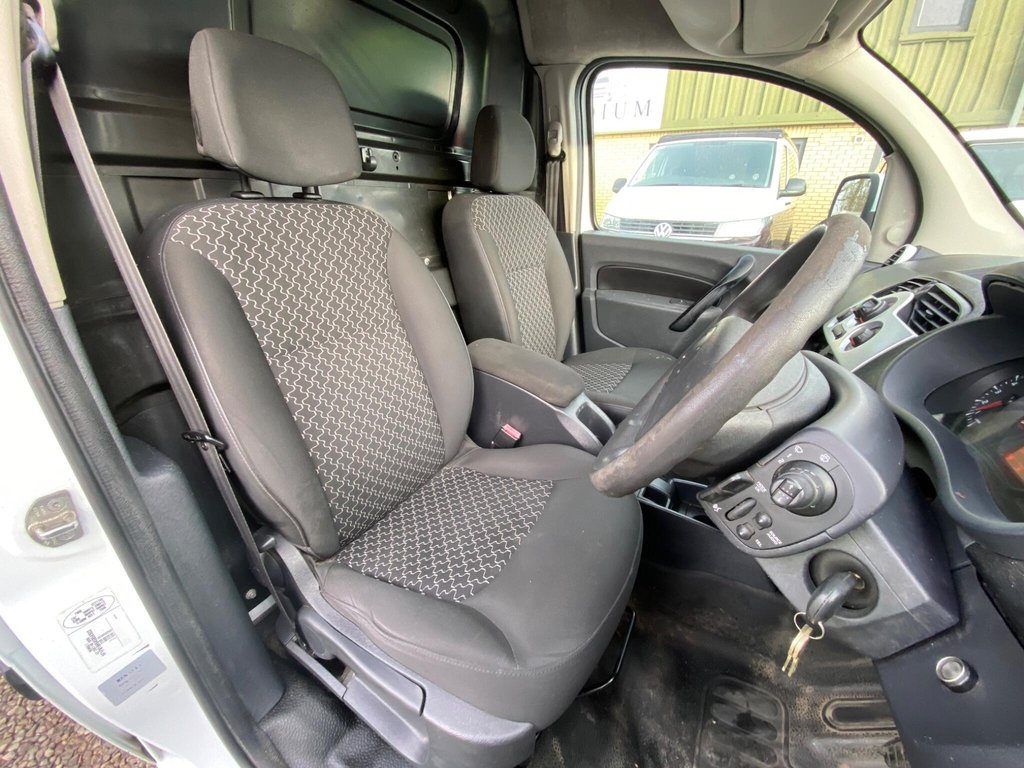 Used Renault Kangoo 2011 for sale - 77719469: Photo 35