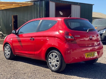 Used Hyundai i20 2009 for sale - 79389771: Photo