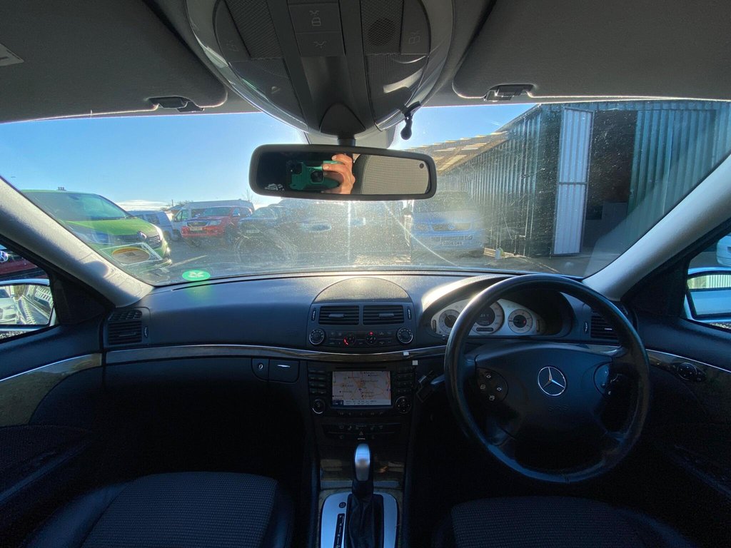 Used Mercedes-Benz E Class 2005 for sale - 76698546: Photo 10