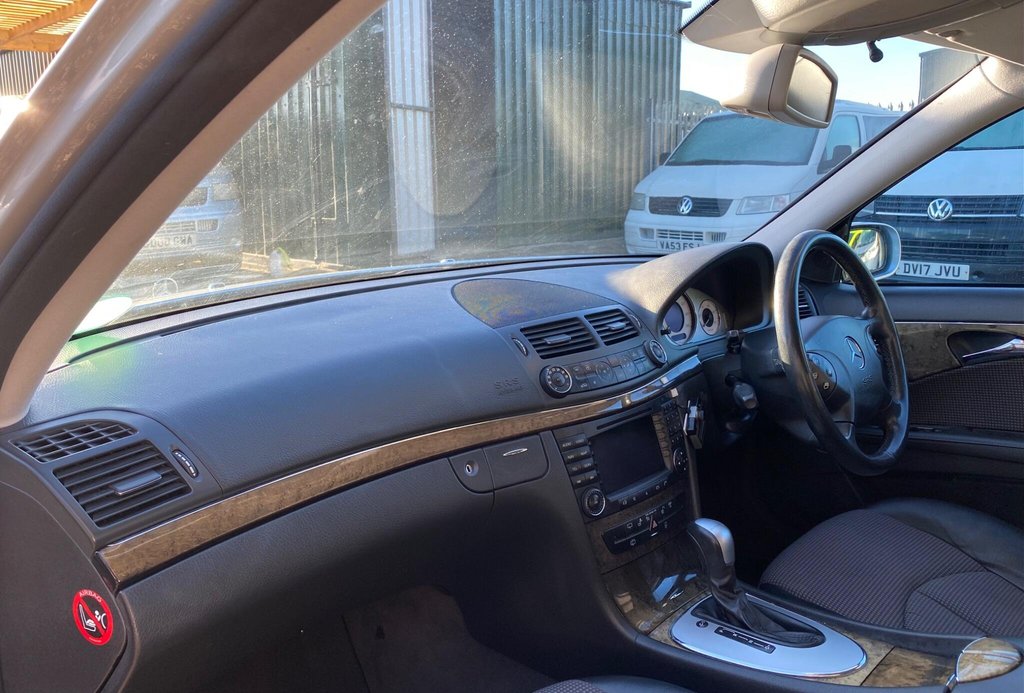 Used Mercedes-Benz E Class 2005 for sale - 76698546: Photo 13