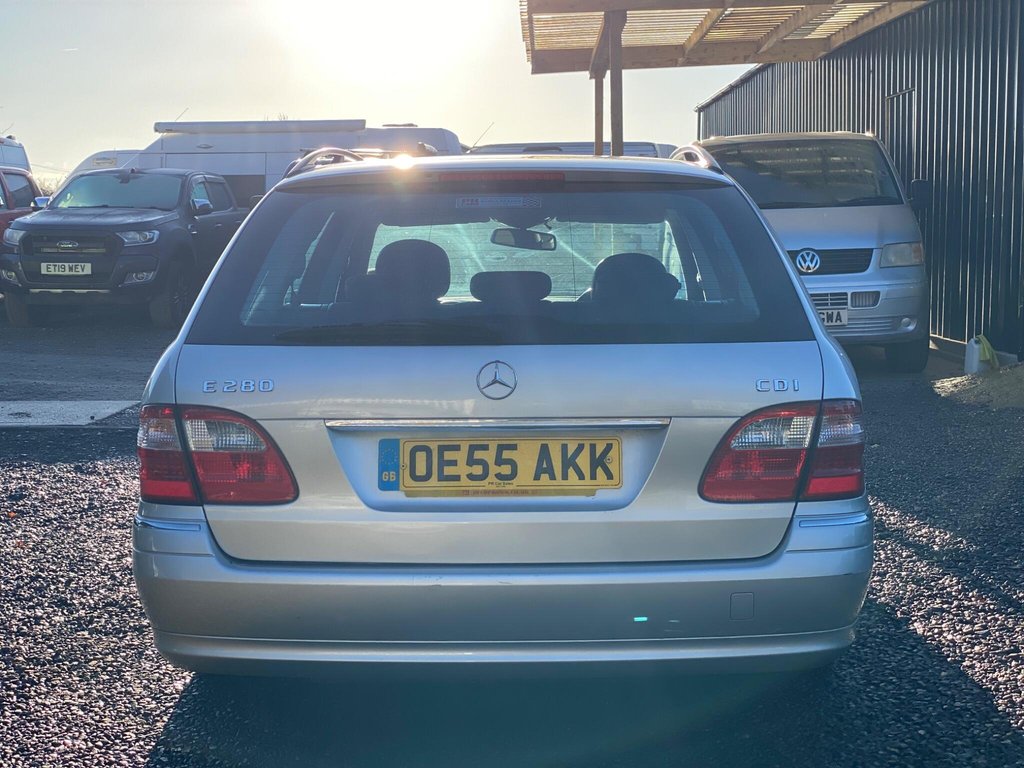 Used Mercedes-Benz E Class 2005 for sale - 76698546: Photo 19