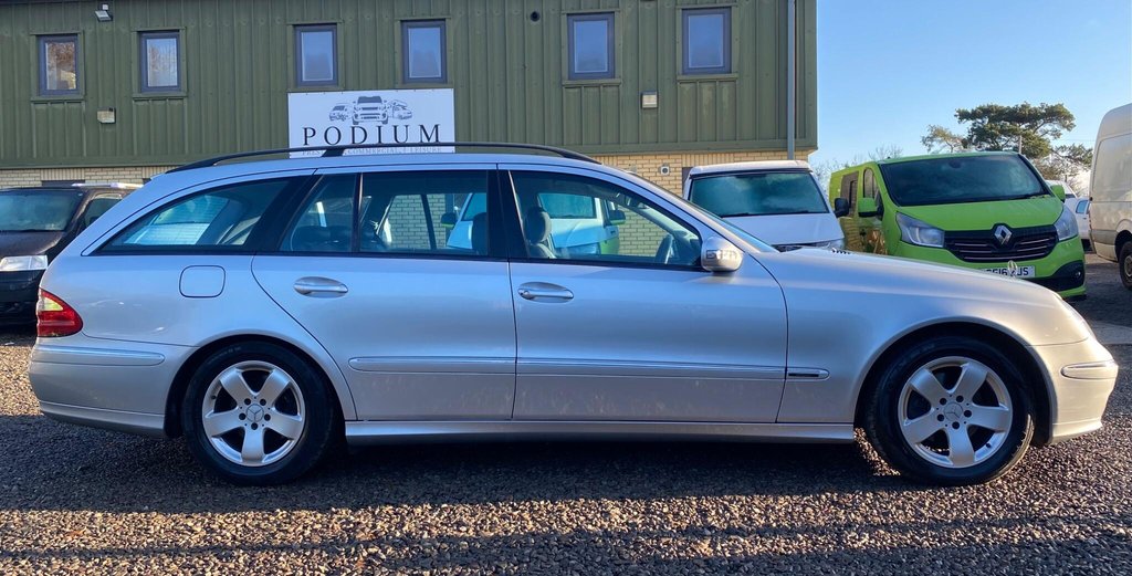 Used Mercedes-Benz E Class 2005 for sale - 76698546: Photo 20