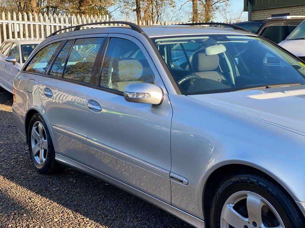 Used Mercedes-Benz E Class 2005 for sale - 76698546: Photo 22