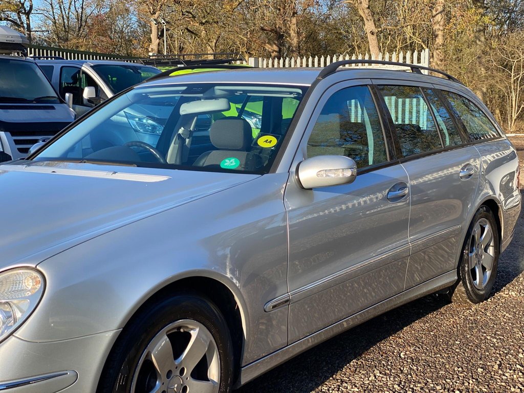 Used Mercedes-Benz E Class 2005 for sale - 76698546: Photo 24