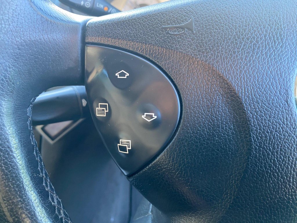 Used Mercedes-Benz E Class 2005 for sale - 76698546: Photo 38