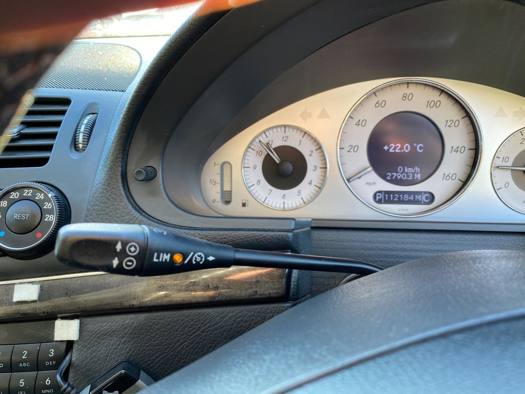 Used Mercedes-Benz E Class 2005 for sale - 76698546: Photo 40