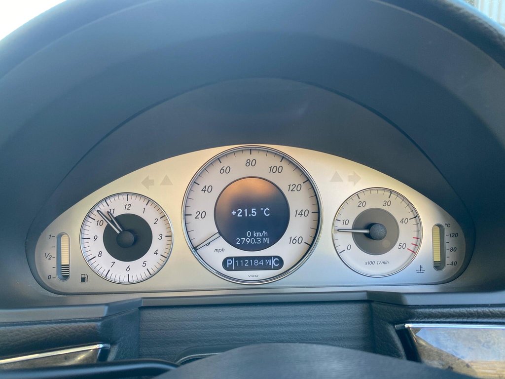 Used Mercedes-Benz E Class 2005 for sale - 76698546: Photo 8