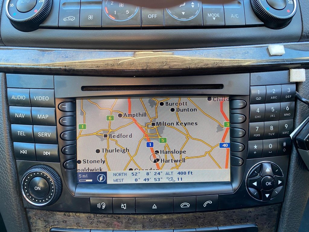 Used Mercedes-Benz E Class 2005 for sale - 76698546: Photo 9