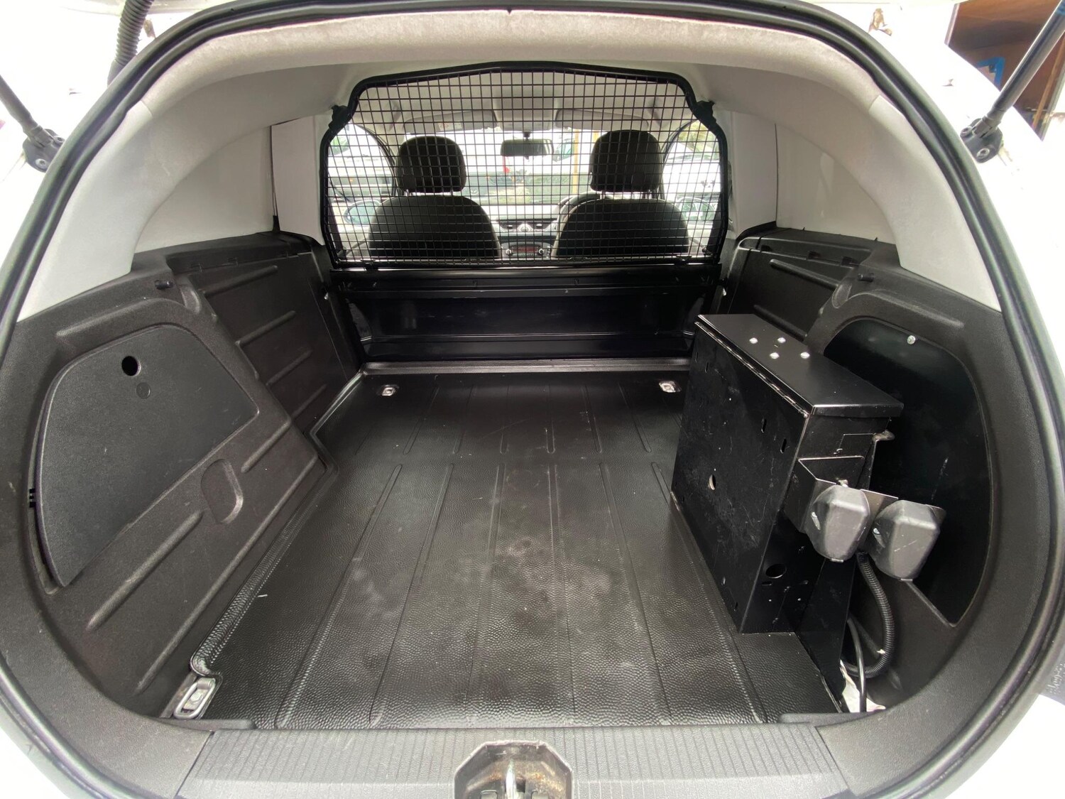 Vehicle 44