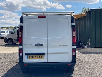 Used Renault Trafic 2017 for sale - 79404185: Photo