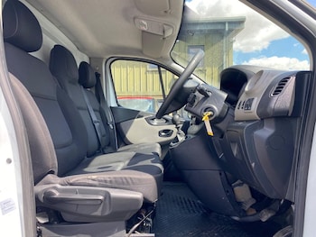 Used Renault Trafic 2017 for sale - 79404185: Photo