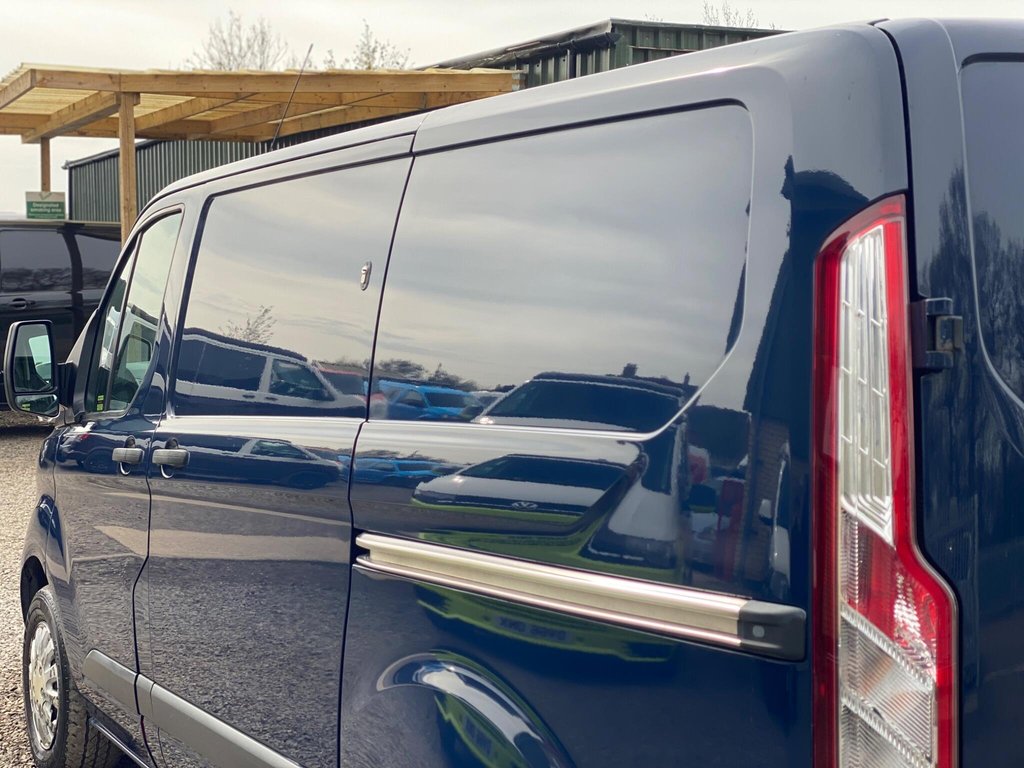 Used Ford Transit Custom 2017 for sale - 78186816: Photo 30
