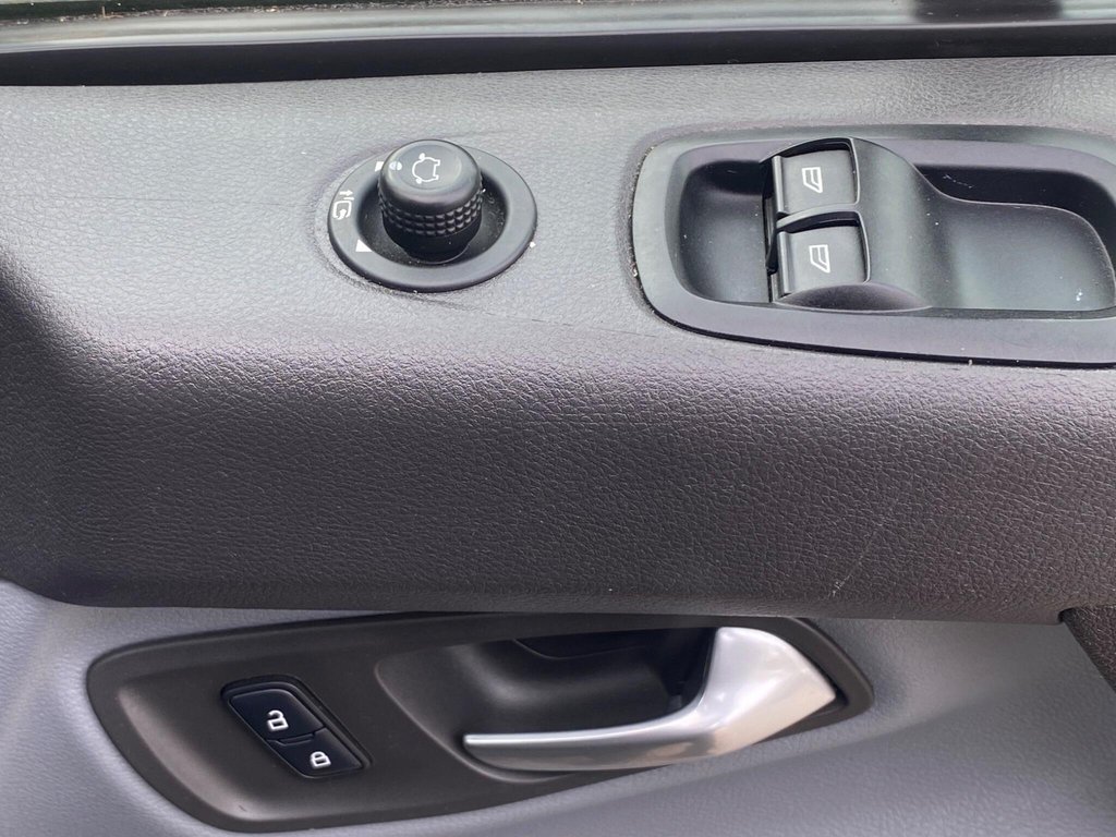 Used Ford Transit Custom 2017 for sale - 78186816: Photo 44
