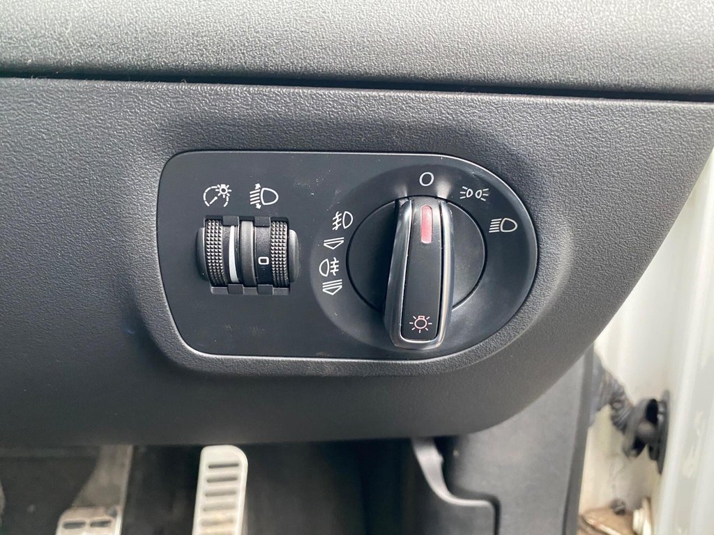 Used Audi TT 2009 for sale - 77139427: Photo 40