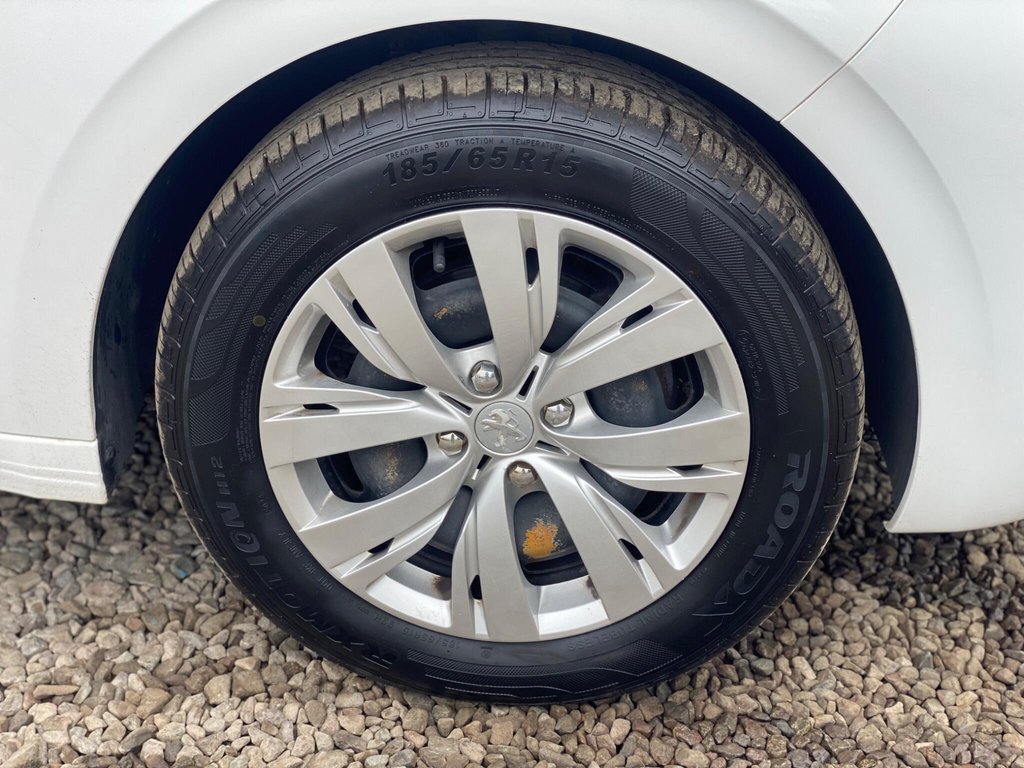 Used Peugeot 208 2015 for sale - 78102734: Photo 13