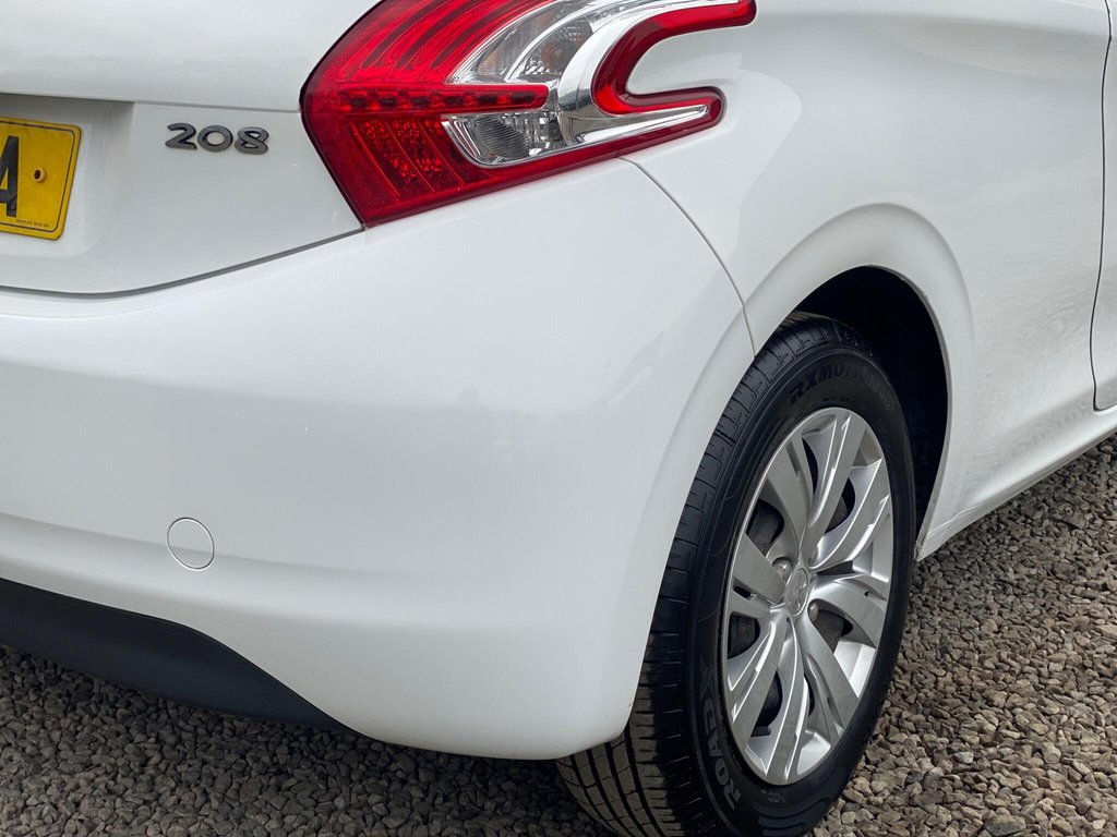 Used Peugeot 208 2015 for sale - 78102734: Photo 26