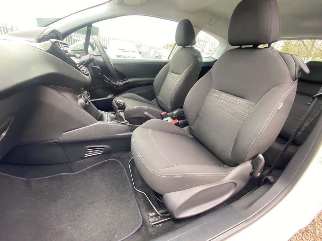 Used Peugeot 208 2015 for sale - 78102734: Photo 46