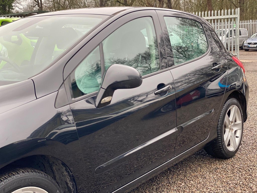 Used Peugeot 308 2009 for sale - 77288270: Photo 24