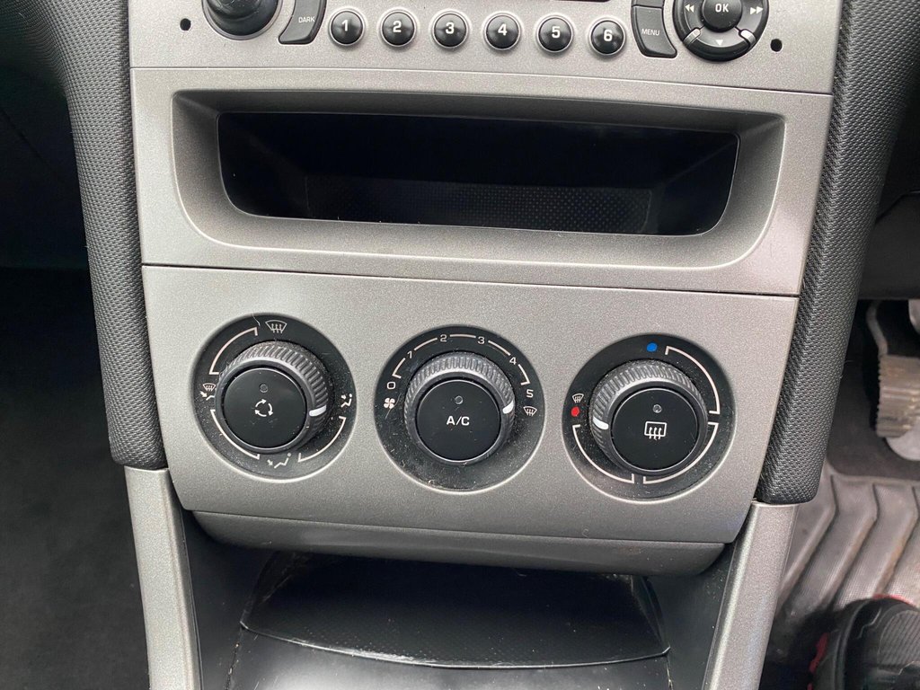 Used Peugeot 308 2009 for sale - 77288270: Photo 32