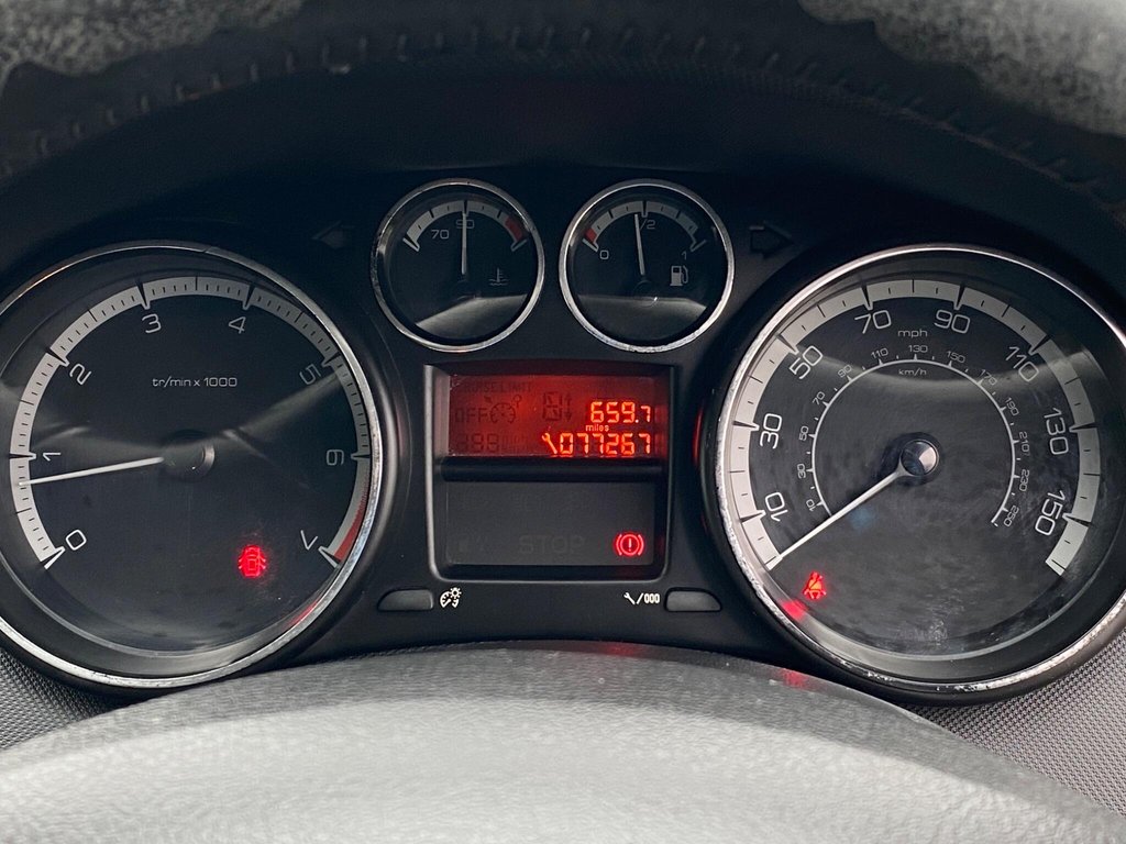 Used Peugeot 308 2009 for sale - 77288270: Photo 9