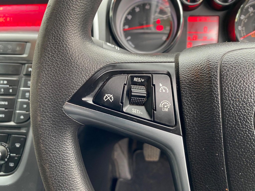 Used Vauxhall Astra 2015 for sale - 78044218: Photo 33