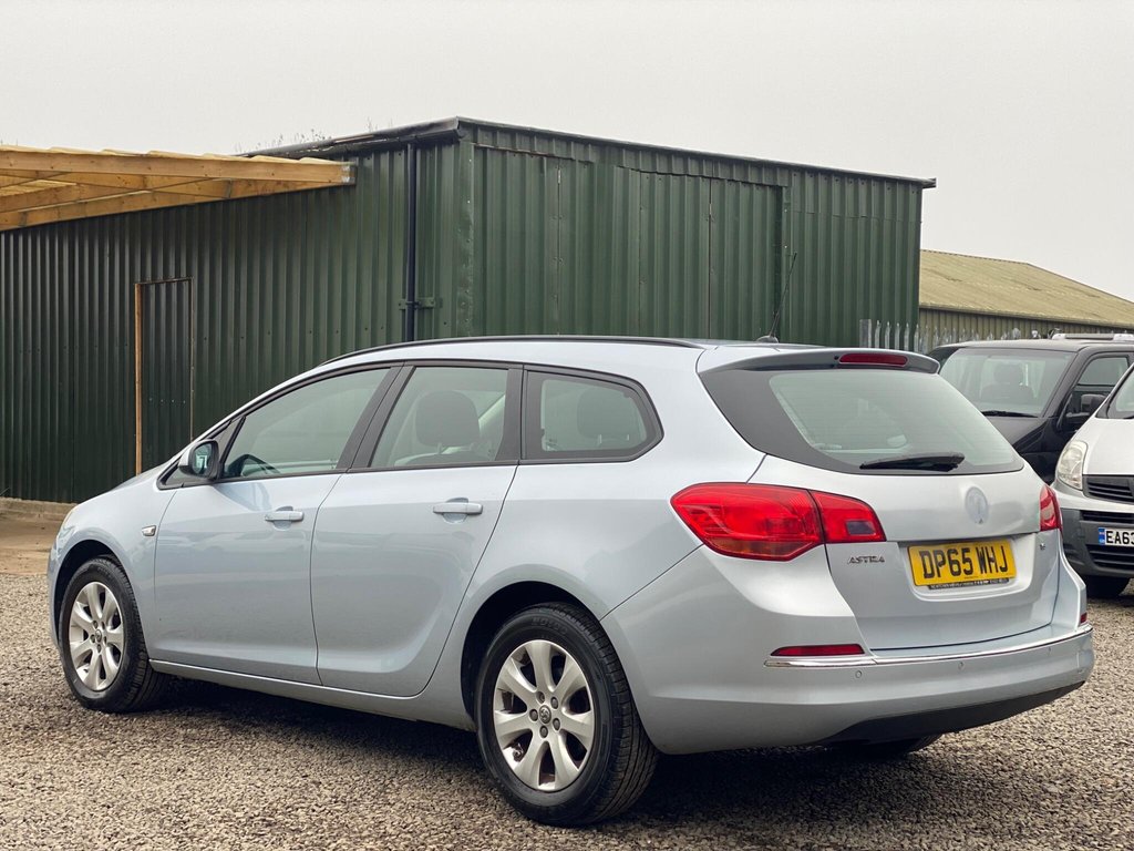 Used Vauxhall Astra 2015 for sale - 78044218: Photo 4