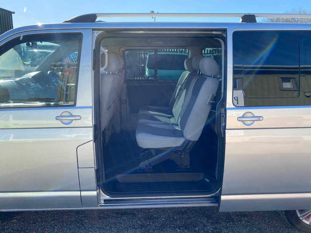 Used Volkswagen Transporter Shuttle 2012 for sale - 77941801: Photo 17