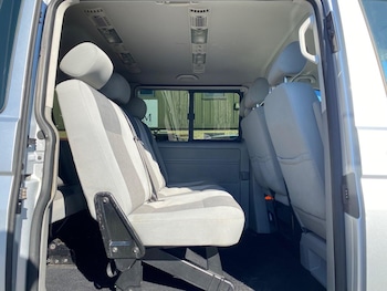Used Volkswagen Transporter Shuttle 2012 for sale - 77941801: Photo