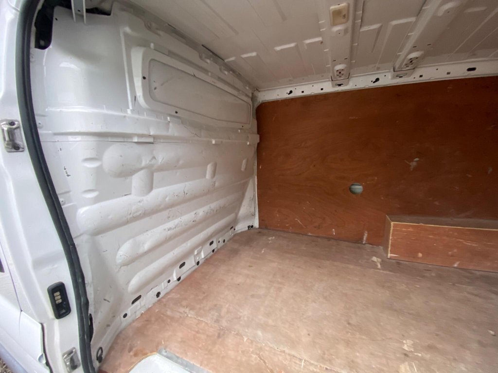 Used Vauxhall Vivaro 2014 for sale - 77056434: Photo 16