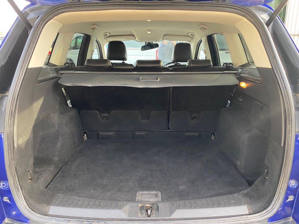 Used Ford Kuga 2015 for sale - 76345935: Photo 11