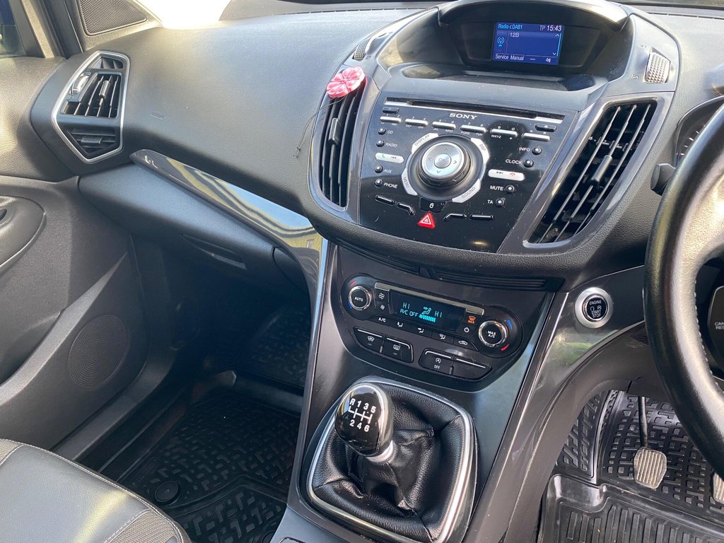 Used Ford Kuga 2015 for sale - 76345935: Photo 29