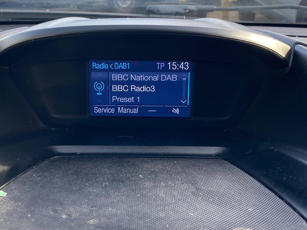 Used Ford Kuga 2015 for sale - 76345935: Photo 30