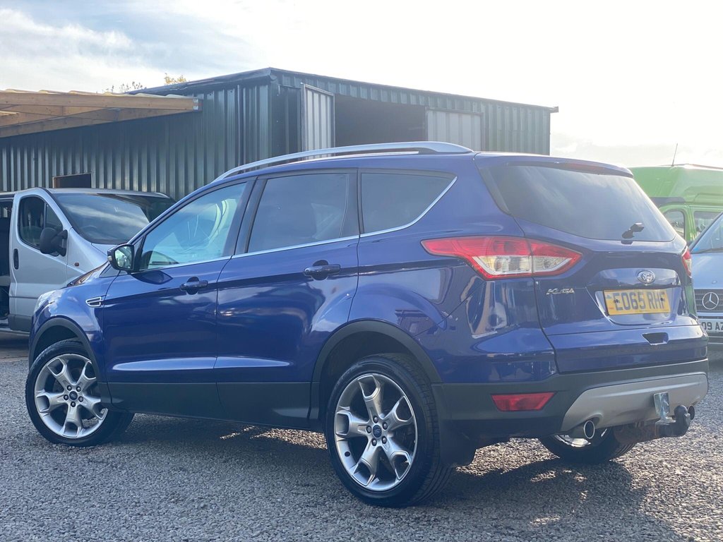 Used Ford Kuga 2015 for sale - 76345935: Photo 4