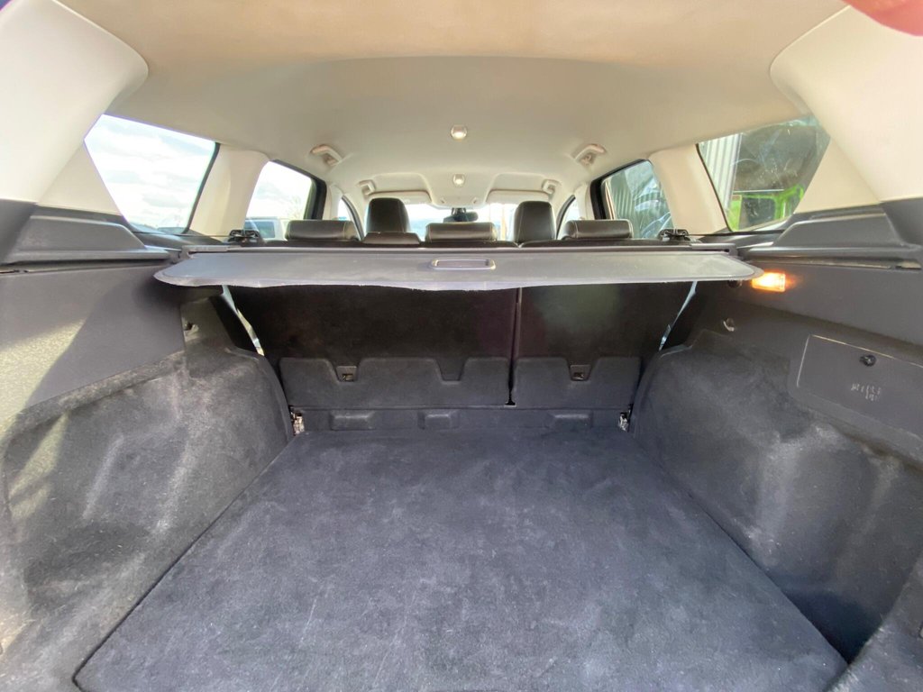 Used Ford Kuga 2015 for sale - 76345935: Photo 48