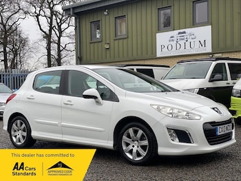 Used Peugeot 308 2013 for sale - 77293335: Photo