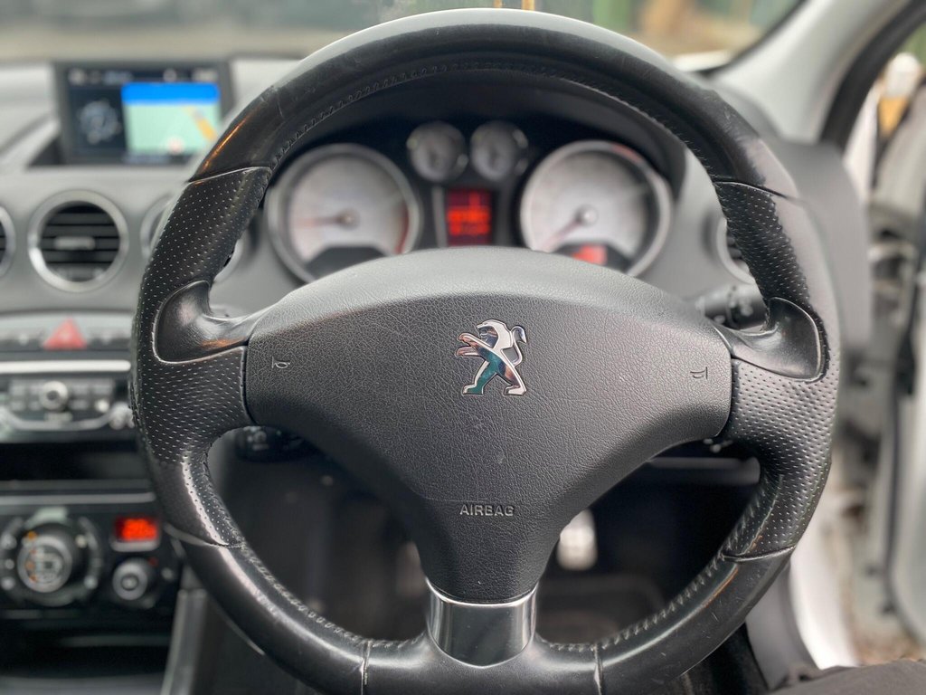 Used Peugeot 308 2013 for sale - 77293335: Photo 38