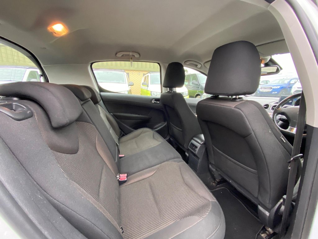 Used Peugeot 308 2013 for sale - 77293335: Photo 41