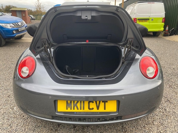 Used Volkswagen Beetle 2011 for sale - 76216788: Photo 12